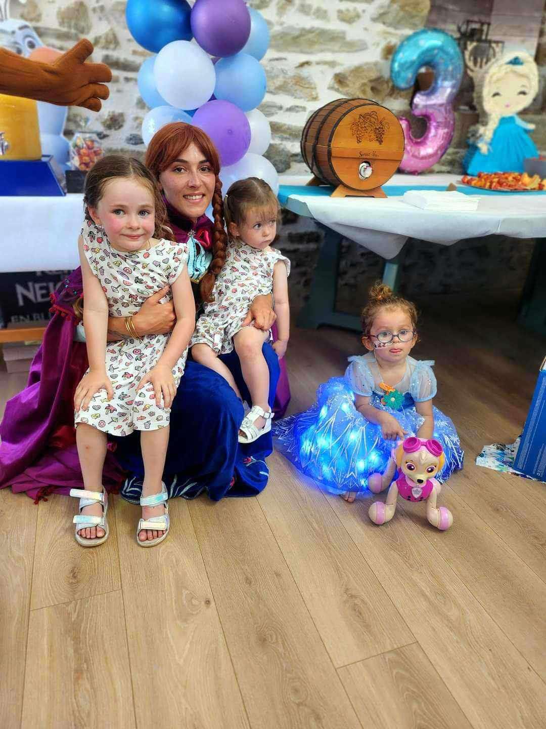 03a85753-0d15-4d2f-806e-e85cd58704f8