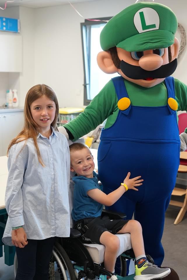 2db312d3-b4b6-42d3-b31f-d97176a8b590