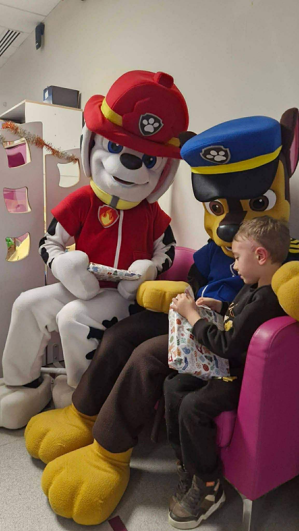 335ceefe-2b4e-41c2-9c83-ac9b776450a0