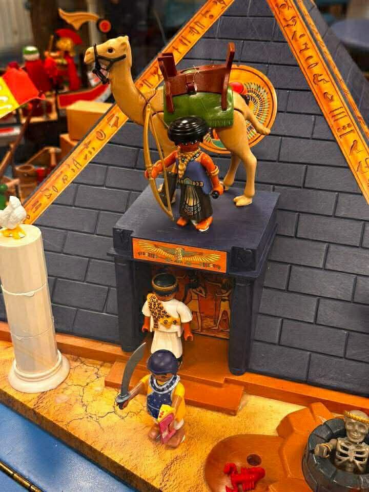 35f85b88-9d32-48e1-8b94-06209a699d52