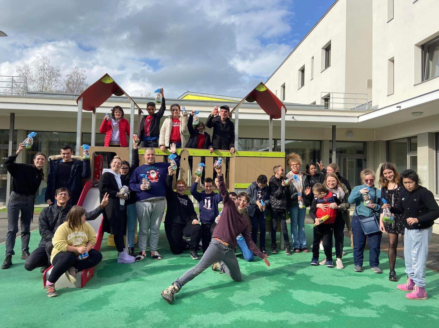 6b4078bc-94c1-4394-b04a-b7bb374fbc60