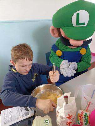 6b637ef1-a6ab-4a56-8b0d-e6bfa7ed8bf7