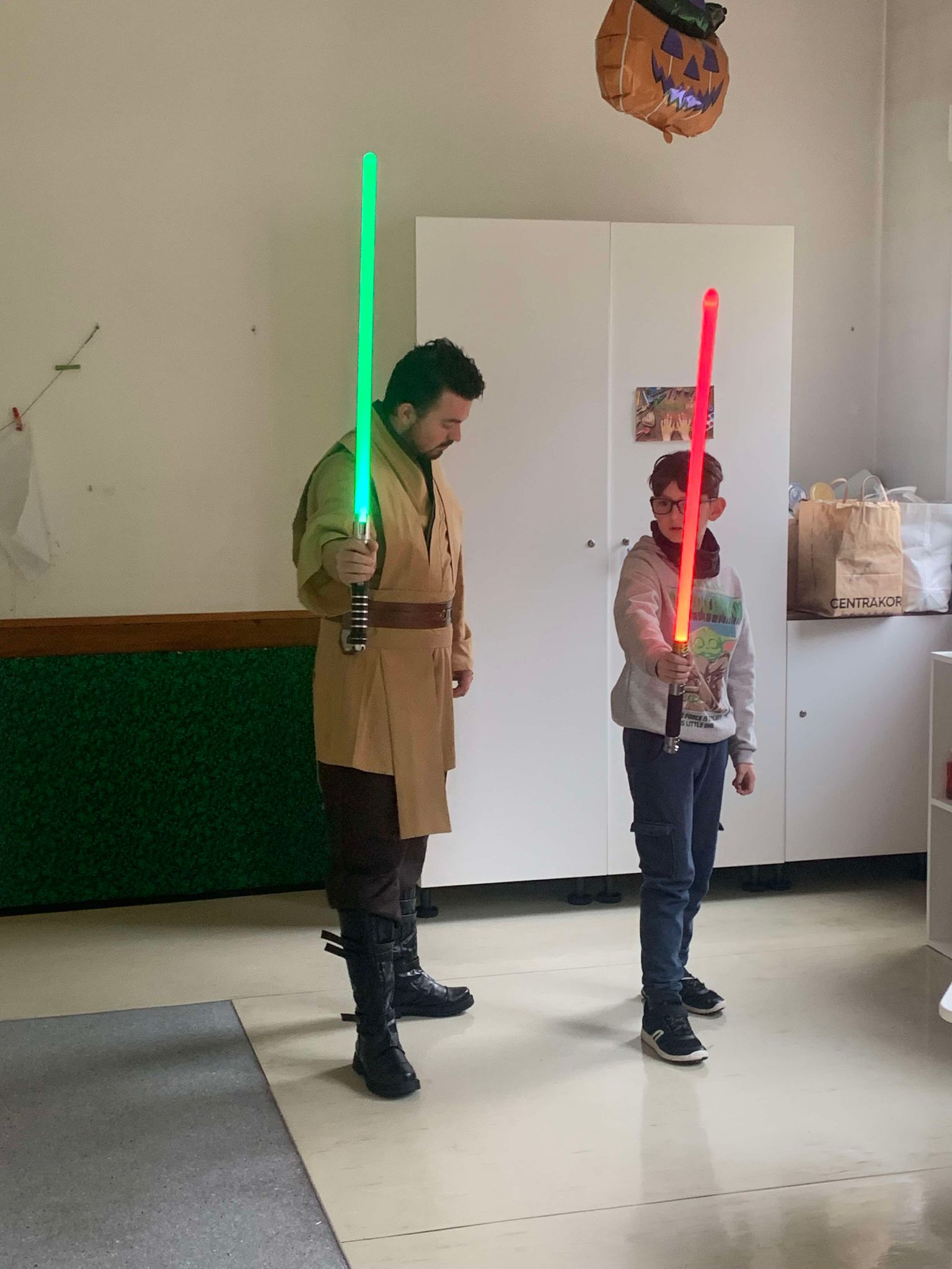 6cbb335e-aa05-4a64-9559-40d534728871