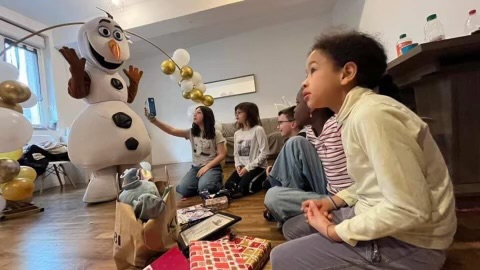 ade88585-8a6e-450b-94d2-757dce2551ac