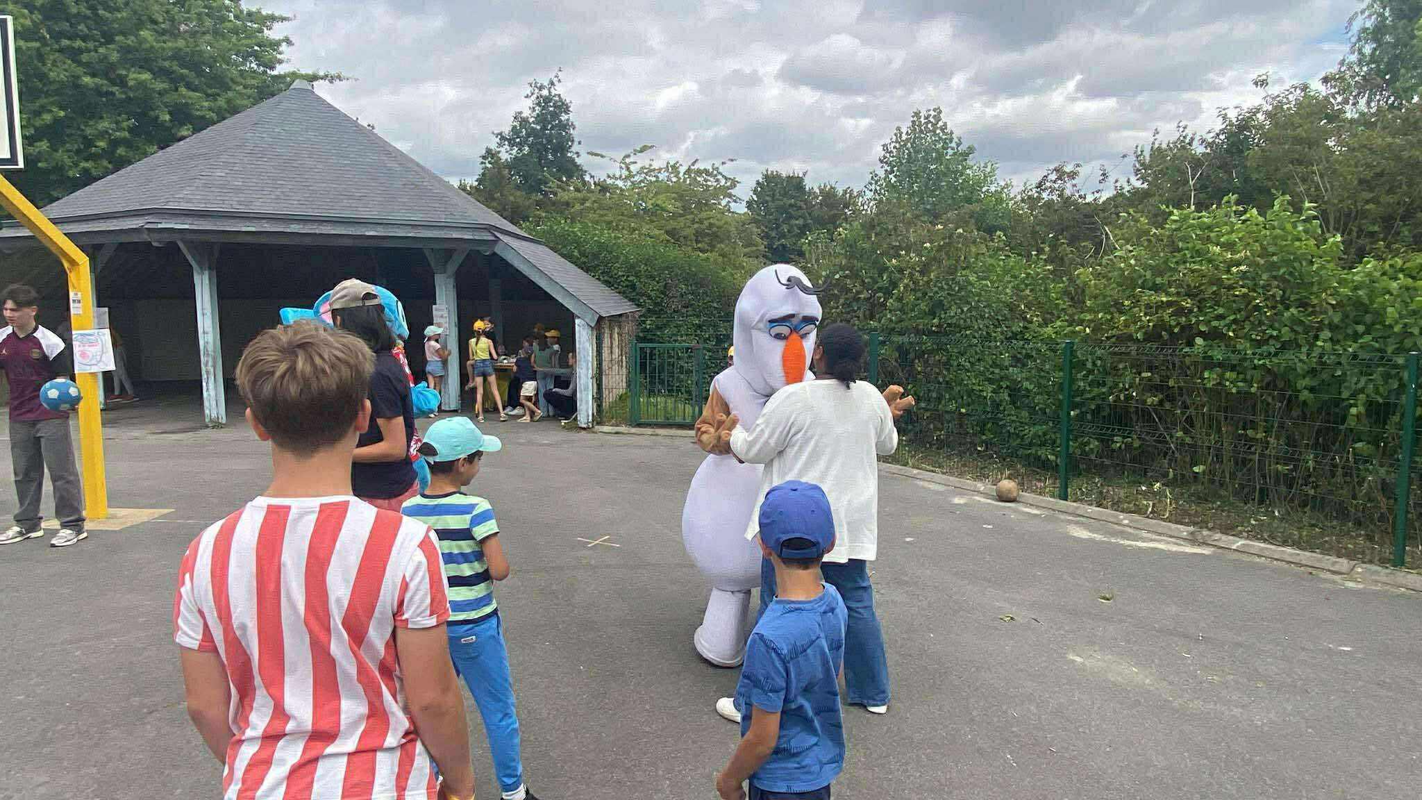 b10c22bd-ea1a-4221-bf25-244003c0e8e8