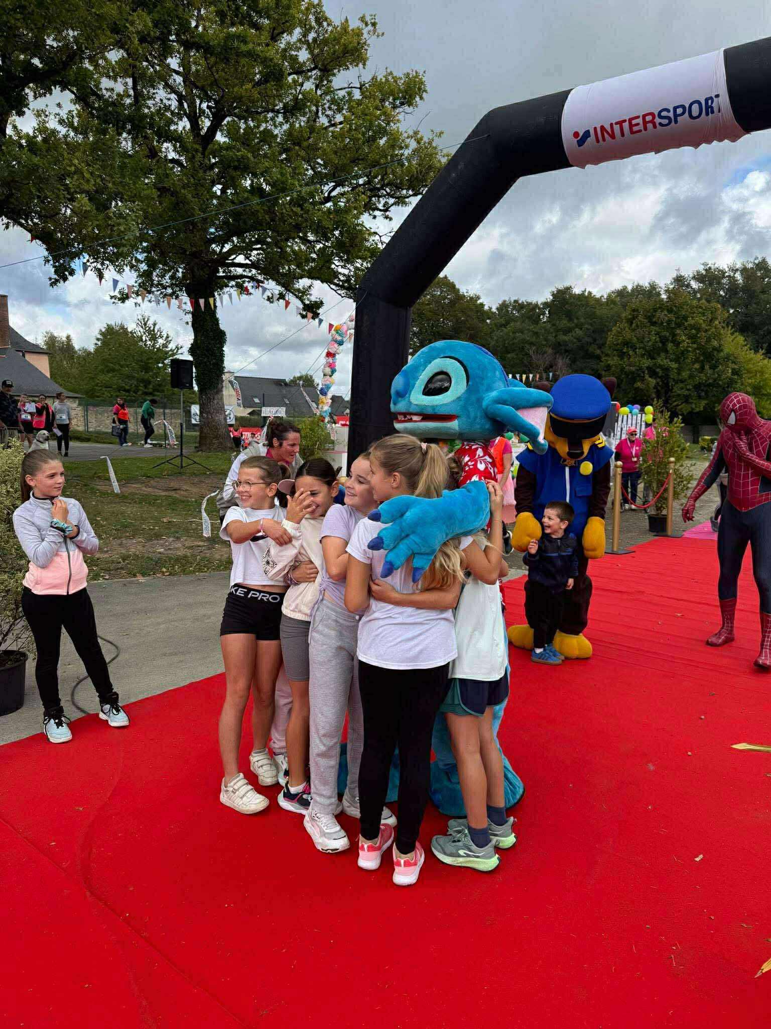 d596a36e-0640-44b3-99b4-695aa042d00a