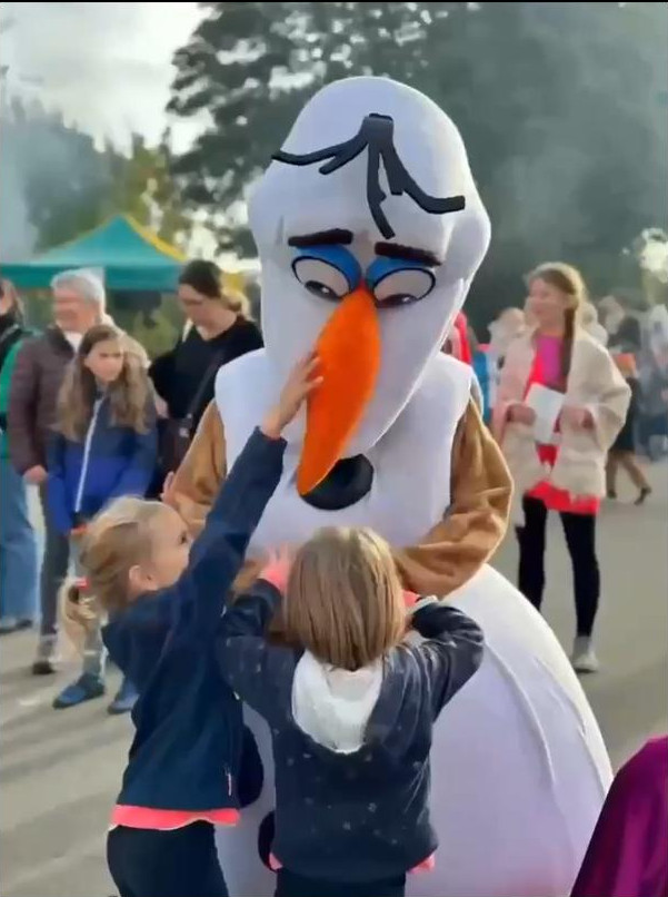 e7ec2300-50f2-4517-8bf7-7ad4f656ce16