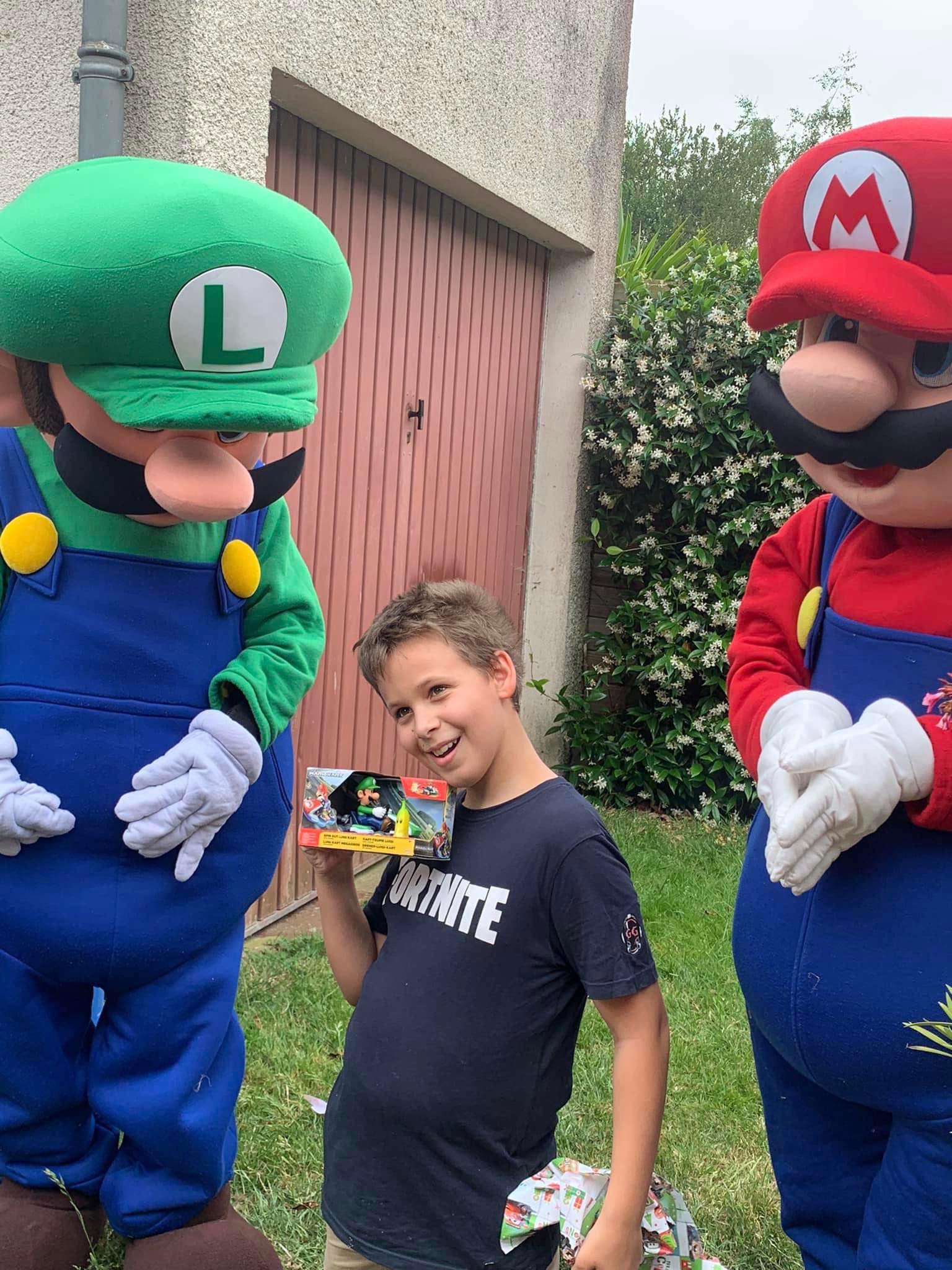 ef301c27-932b-4553-a34b-eb669230de8d