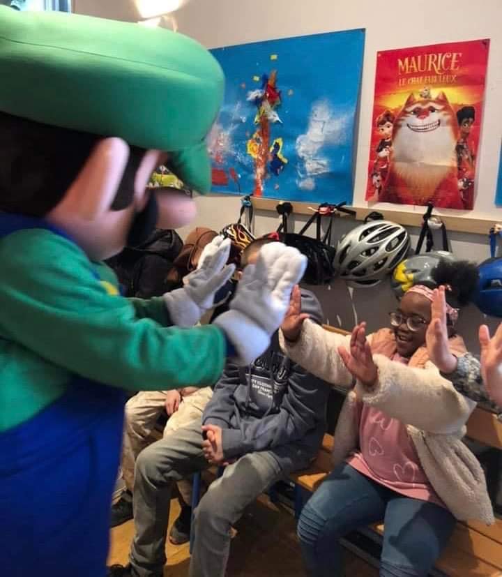 f18a00af-16f5-48fe-83fa-6a658ed4489c