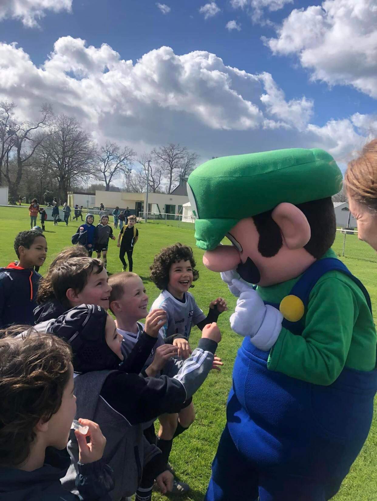 fe7bd4f2-247d-4fc1-9bf2-d051a0bb0794